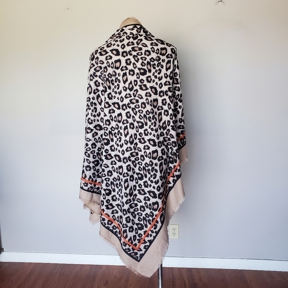 Boho Leopard Cheetah Animal Print Square Wool Scarf Wrap Shawl Raw Hem Trim - Picture 1 of 10